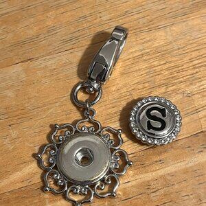 Silvertone Lanyard (No Chain) with Removable "S" Snap, Lot S